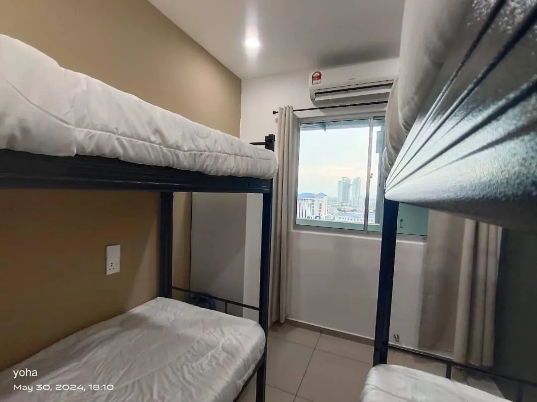 Family Fun Getaway - Infinity Pool, Ps5, Private-Cinema With Pool-View Balcony - M3 Apartment Bukit Mertajam